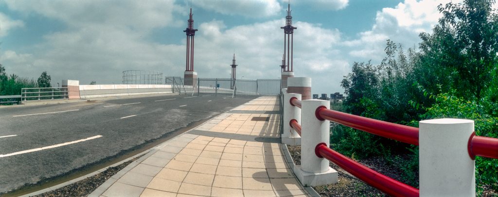 Link Road, Beckton, Newham, 1994, 94-716-11